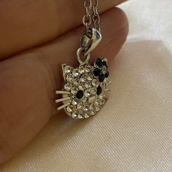 Hello Kitty Black Onyx Cubic Zirconia on an 18inch chain - Picture 4 of 8
